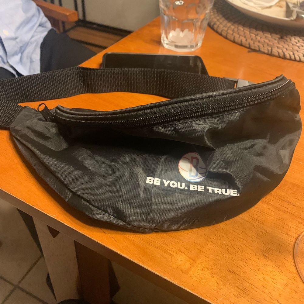 Fanny pack new